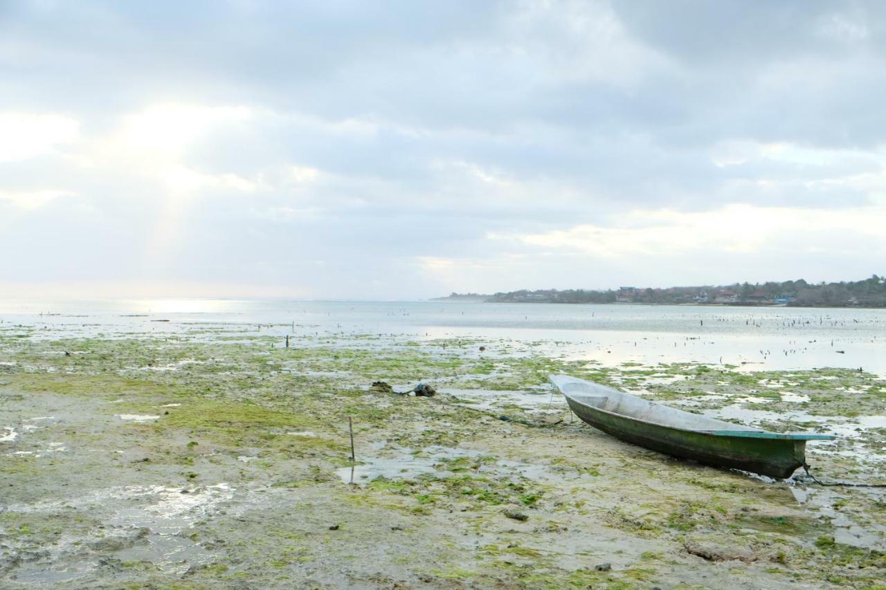 221 House Hotel Nusa Lembongan  Exterior photo